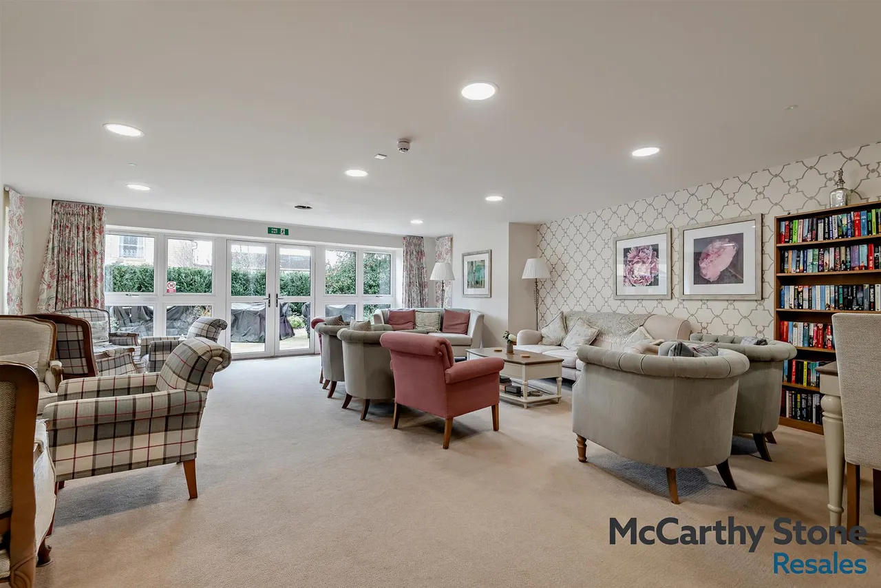Spa Road, Melksham, SN12, photo 11