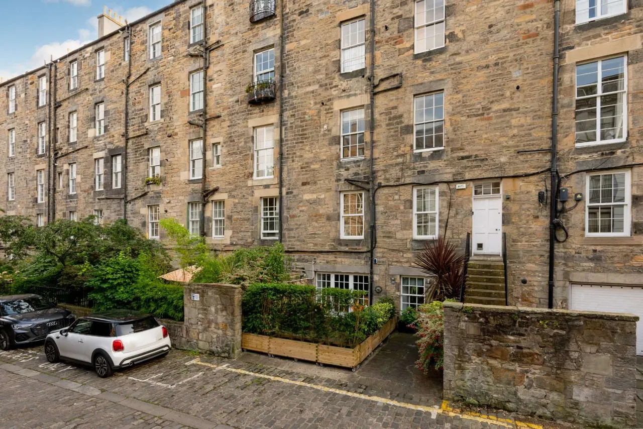 Cumberland Street North West Lane, New Town, EH3, photo 21