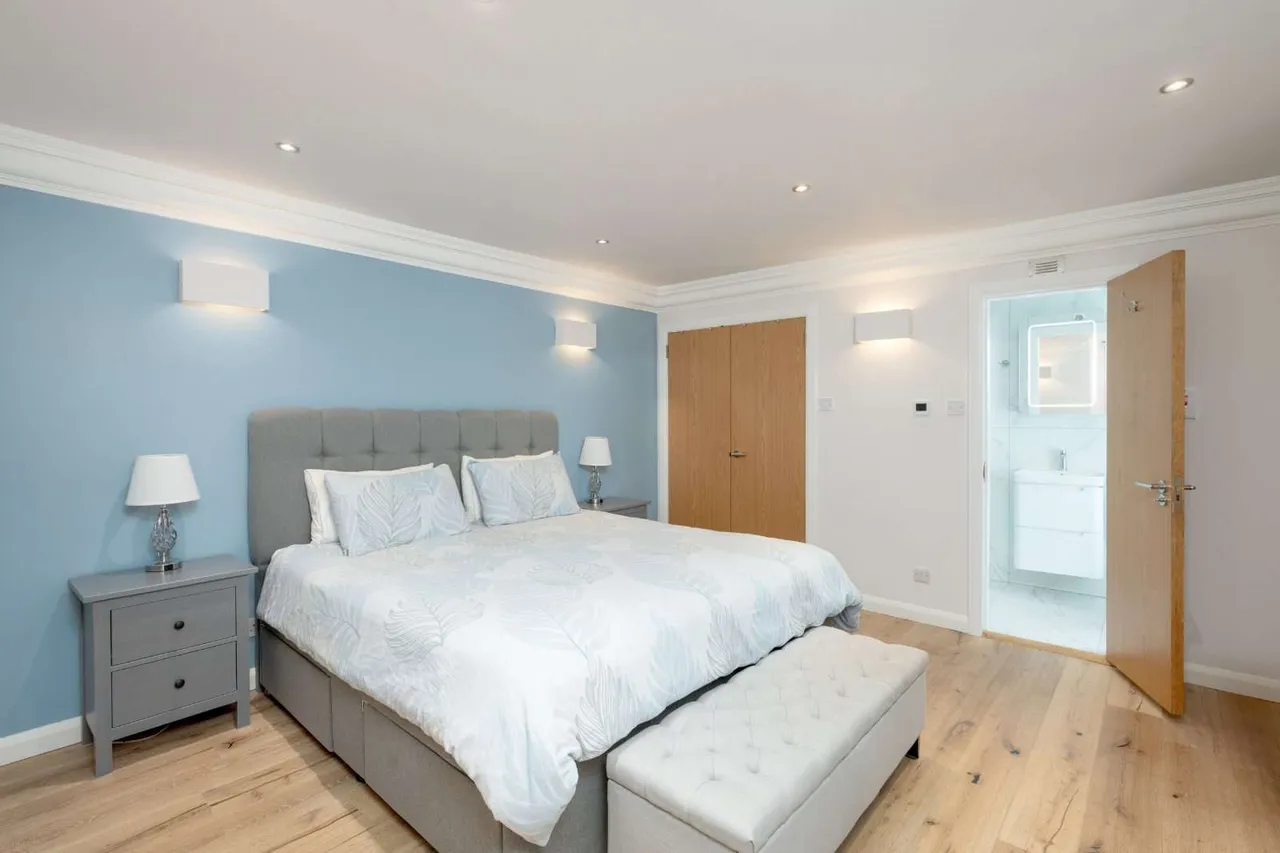 Cumberland Street North West Lane, New Town, EH3, photo 11