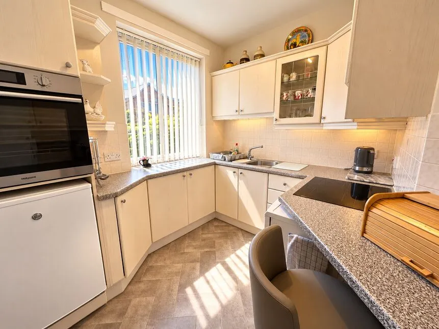 Knightsbridge Court, Chester, CH1, photo 7