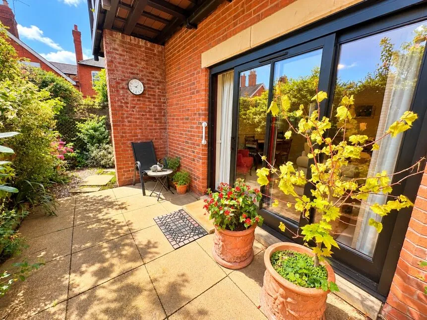 Knightsbridge Court, Chester, CH1, photo 10