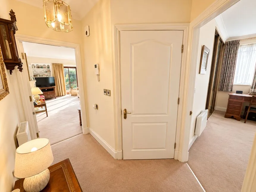 Knightsbridge Court, Chester, CH1, photo 4