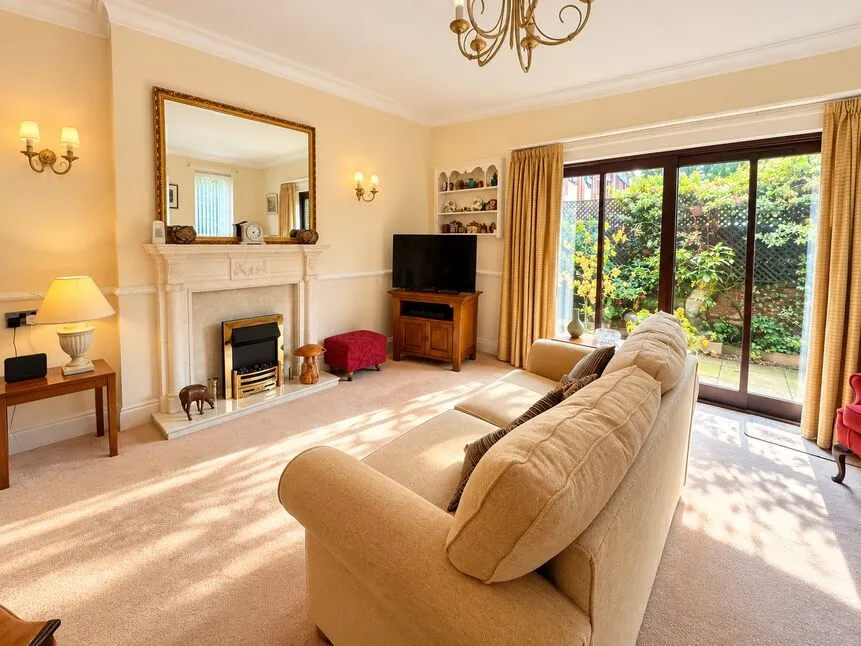 Knightsbridge Court, Chester, CH1, photo 6