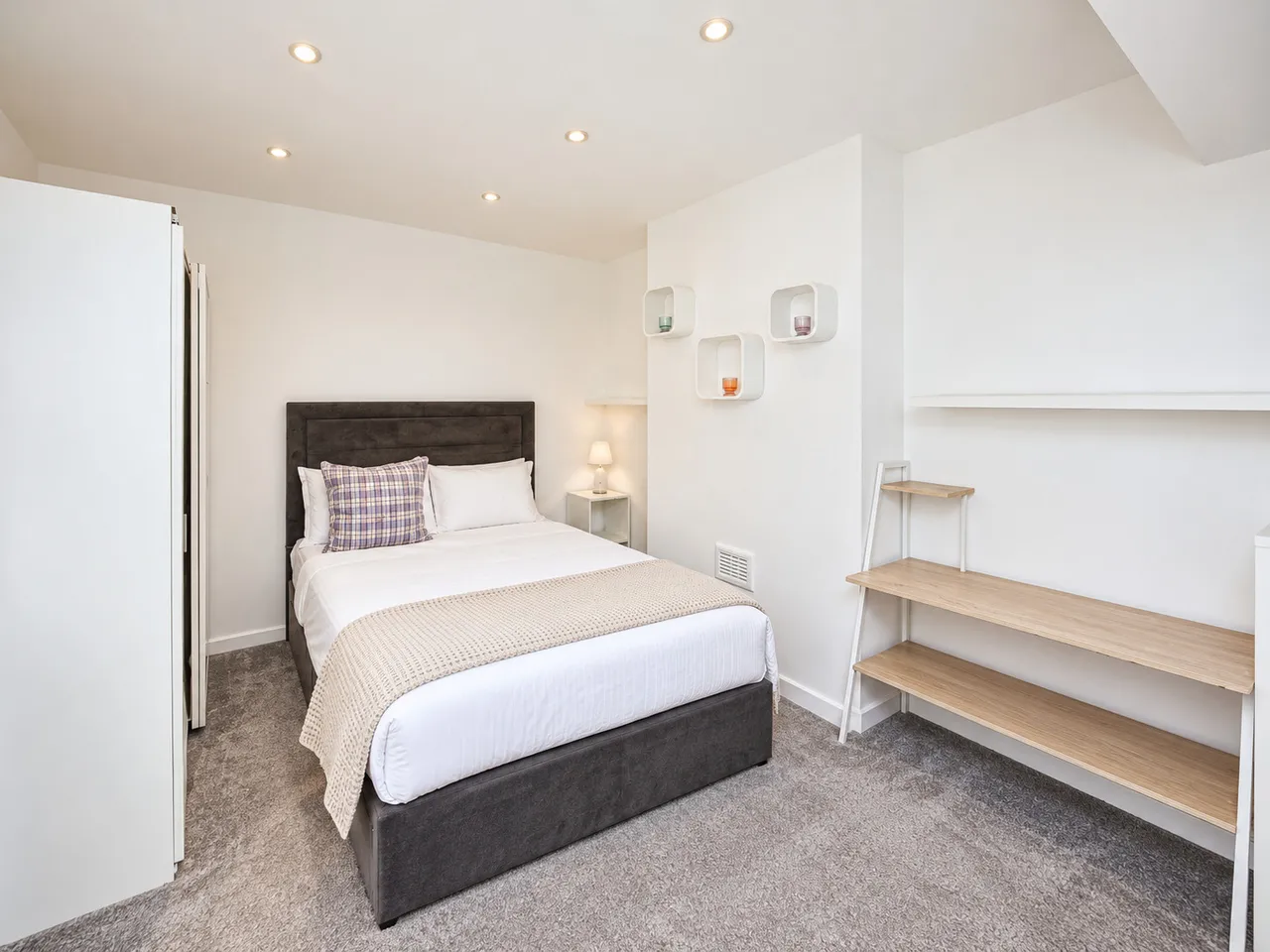 Knightsbridge Road, Solihull, B92, photo 16