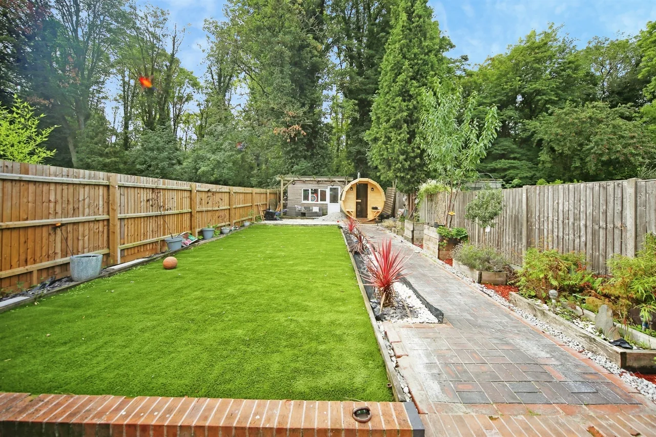Knightsbridge Road, Solihull, B92, photo 20
