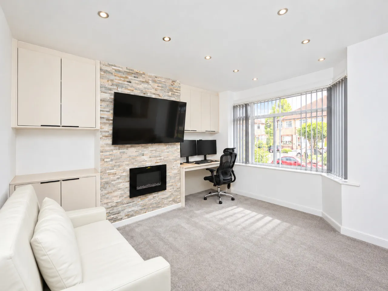 Knightsbridge Road, Solihull, B92, photo 2