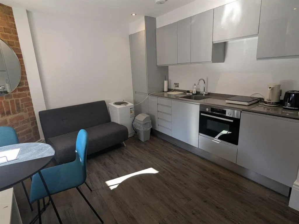 1 bed flat to rent, Friar Street, Reading, RG1