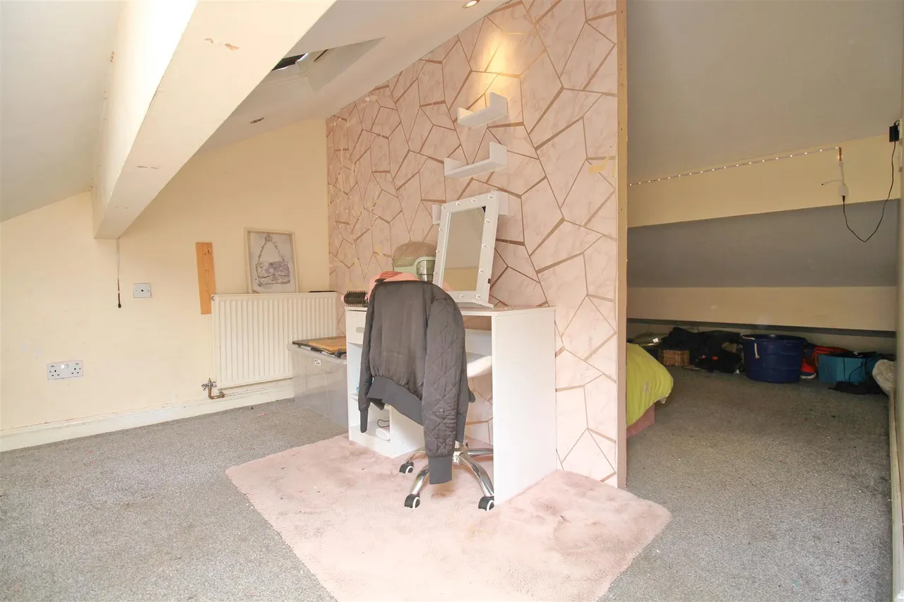 Denton Road, Audenshaw, photo 12