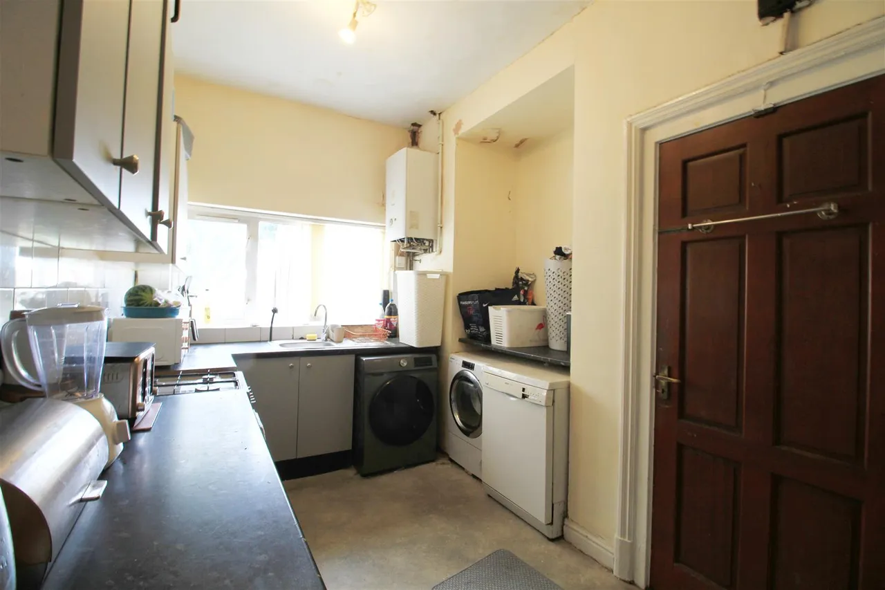 Denton Road, Audenshaw, photo 6