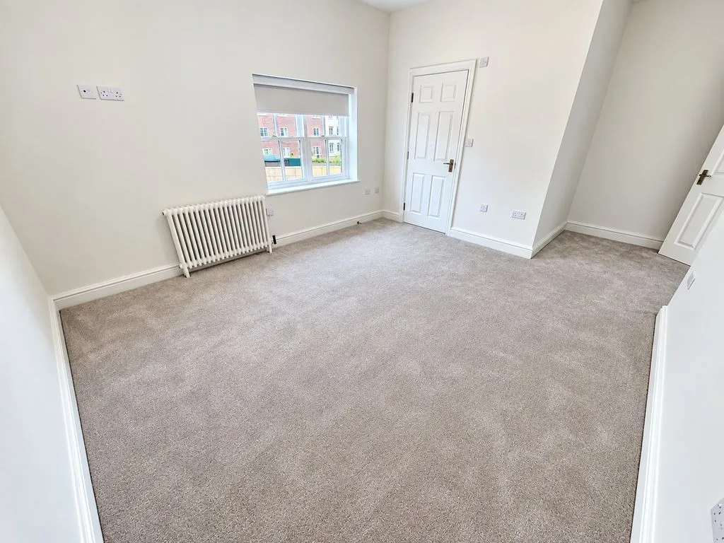 Little Aston Road, Aldridge, WS9, photo 11