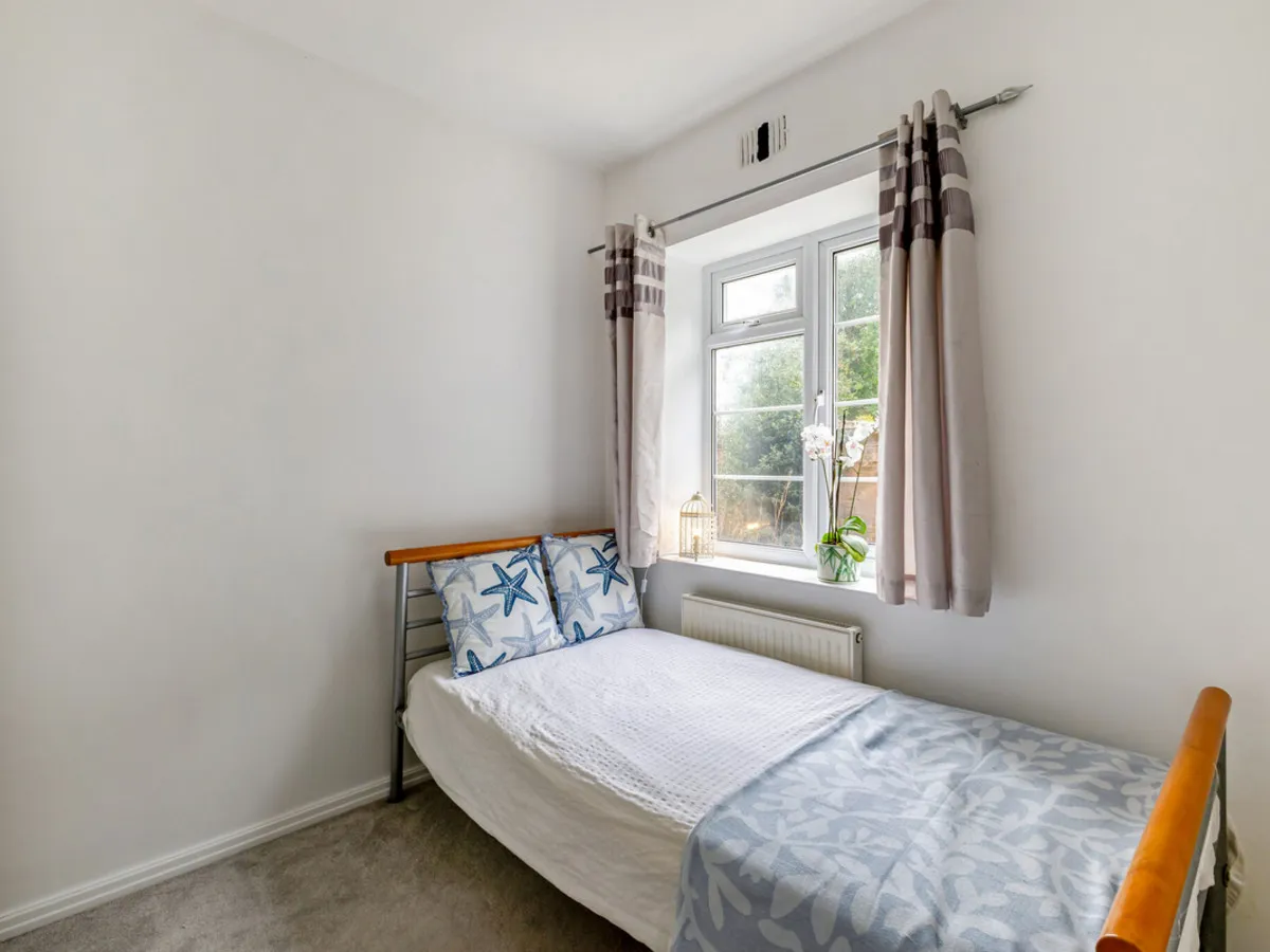 Berkeley Court, Reading, RG1, photo 11