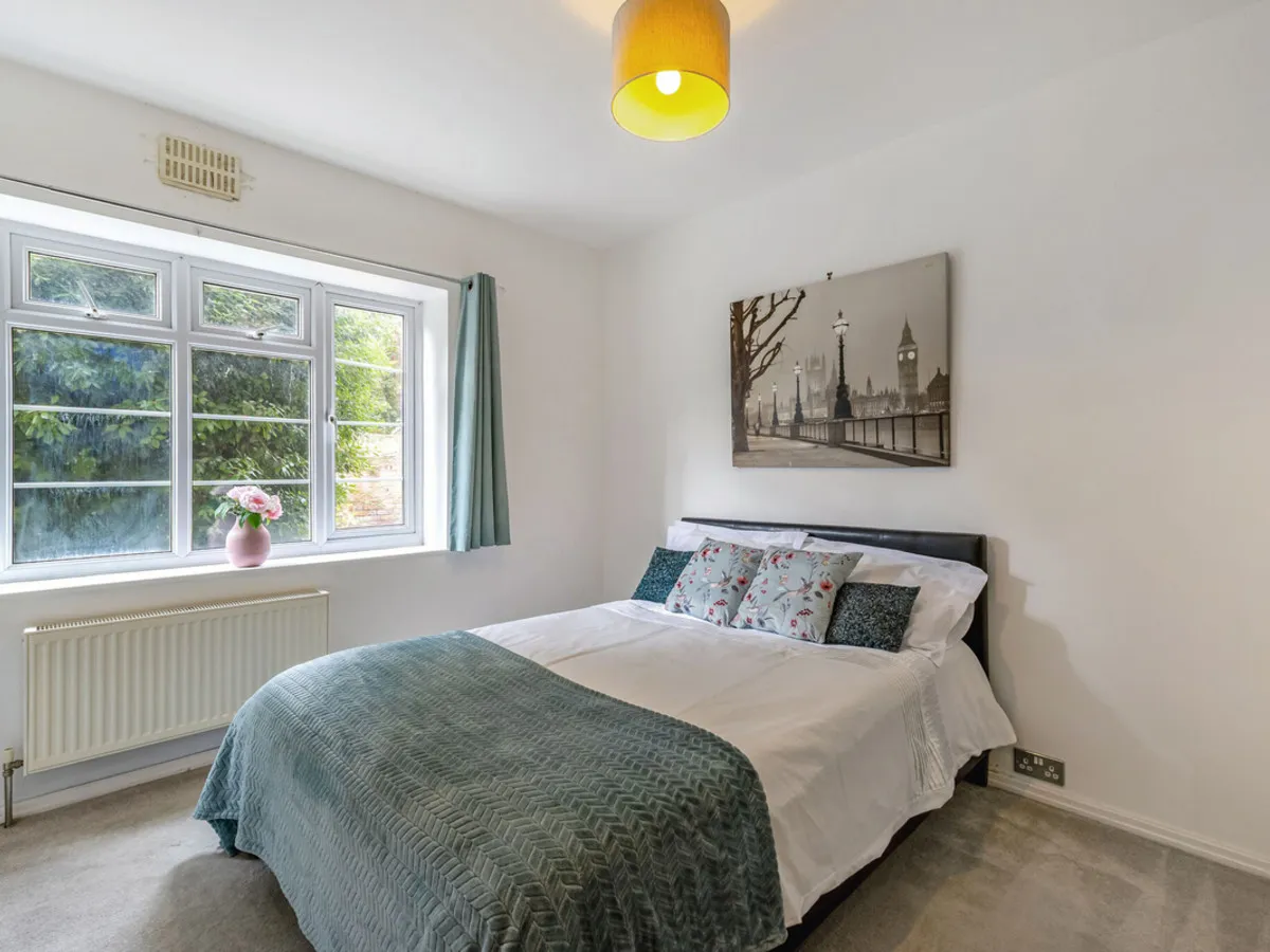 Berkeley Court, Reading, RG1, photo 6