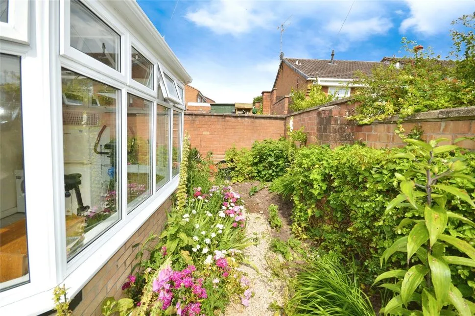 Chiltern Road, Swadlincote, DE11, photo 15
