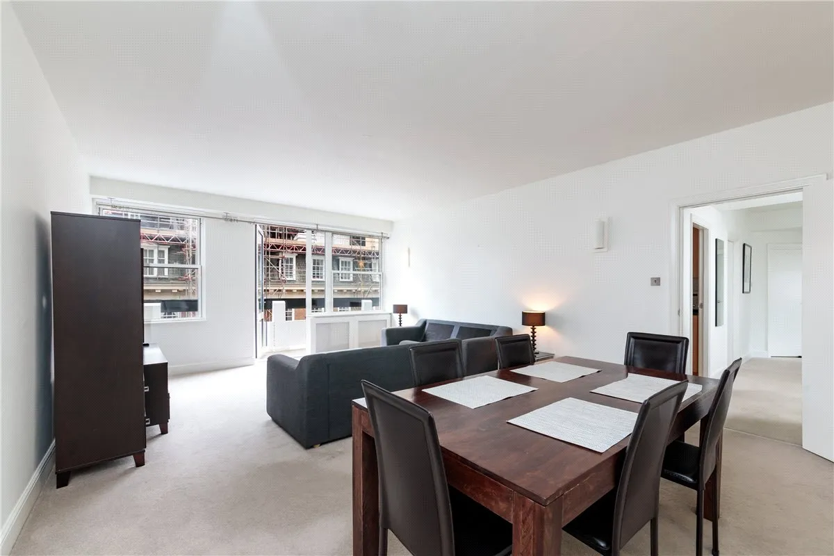 3 bed flat to rent, Weymouth Street, Fitzrovia, W1W