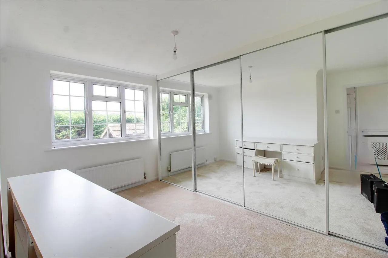 Shrublands, Brookmans Park AL9 7AL, photo 9