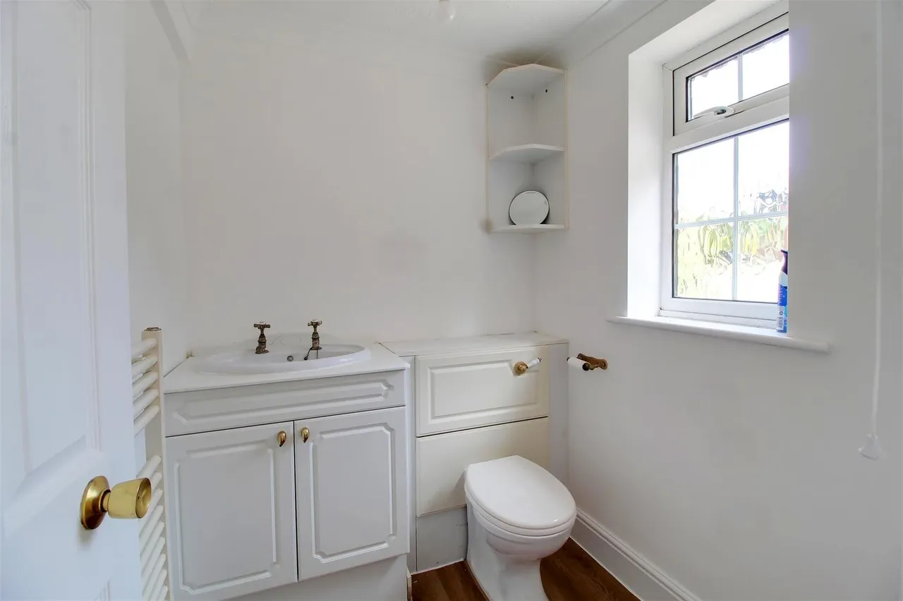 Shrublands, Brookmans Park AL9 7AL, photo 14