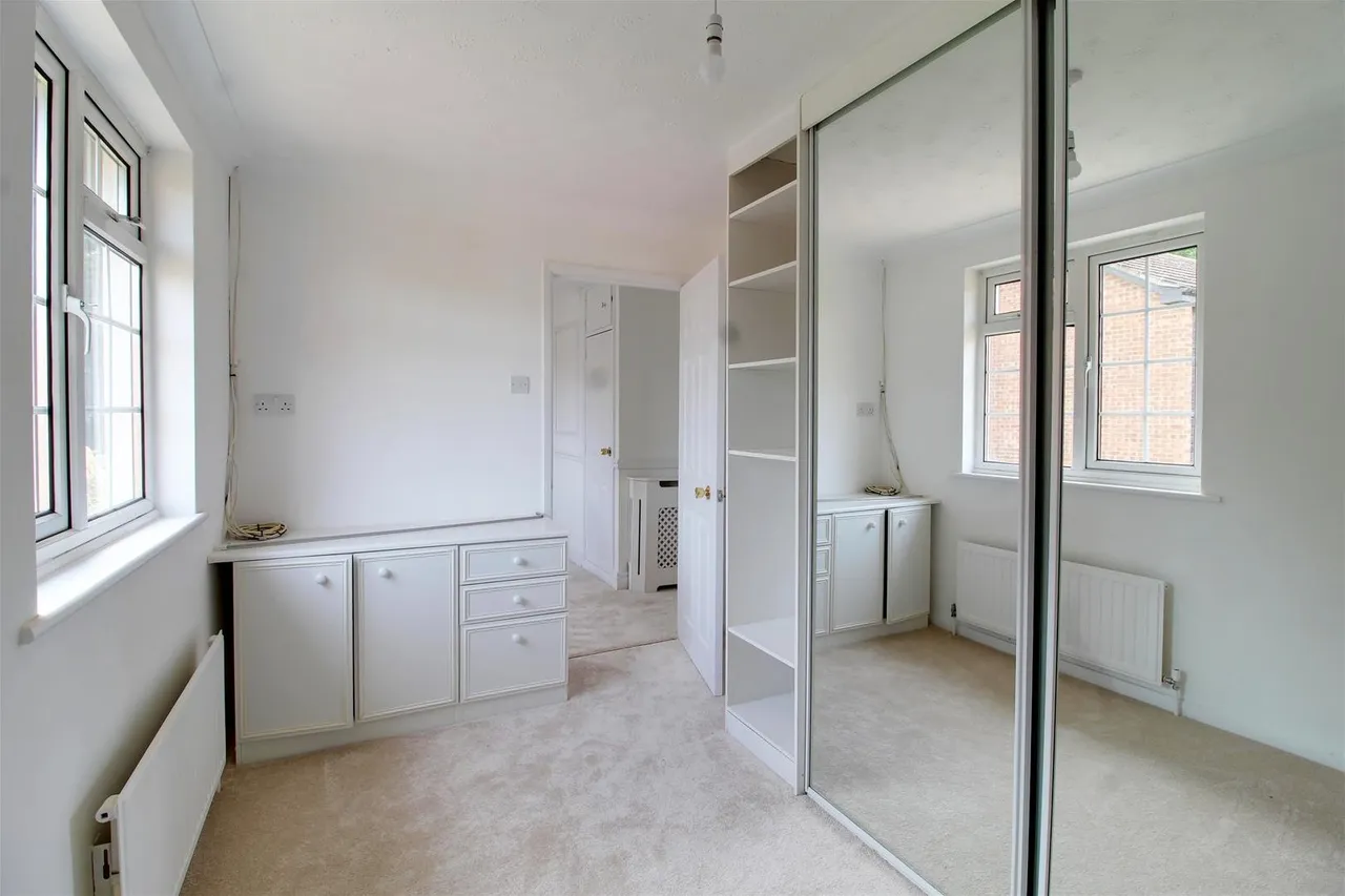 Shrublands, Brookmans Park AL9 7AL, photo 18