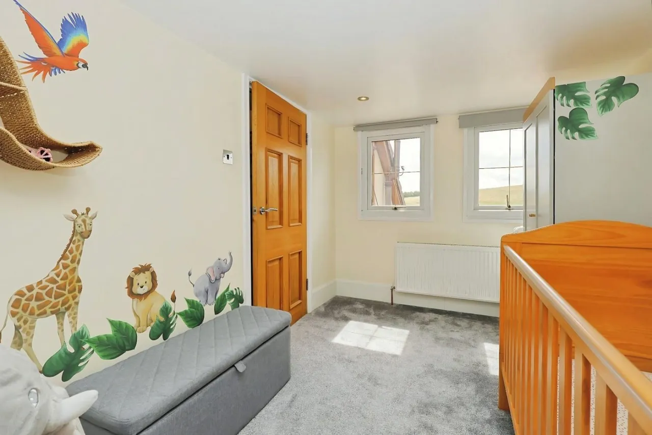 Whitehall Road, Farnley, LS12, photo 17