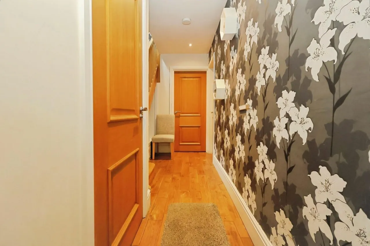 Whitehall Road, Farnley, LS12, photo 12