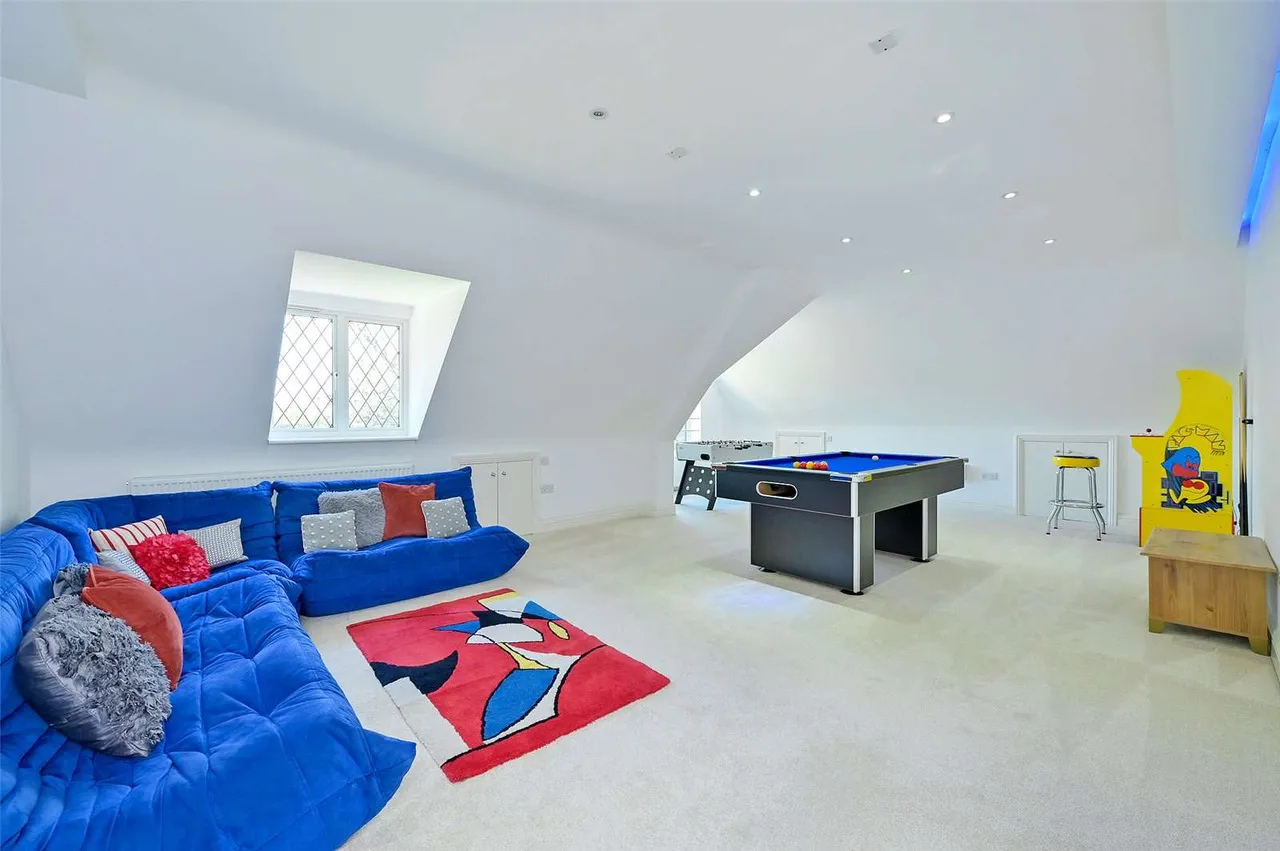 St. Leonards Hill, Windsor, SL4, photo 23