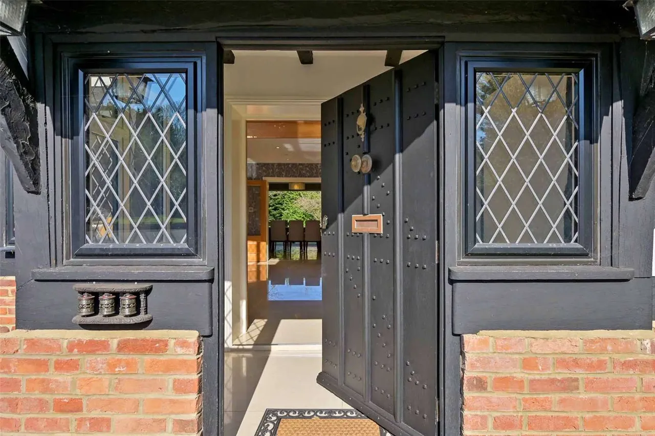 St. Leonards Hill, Windsor, SL4, photo 2