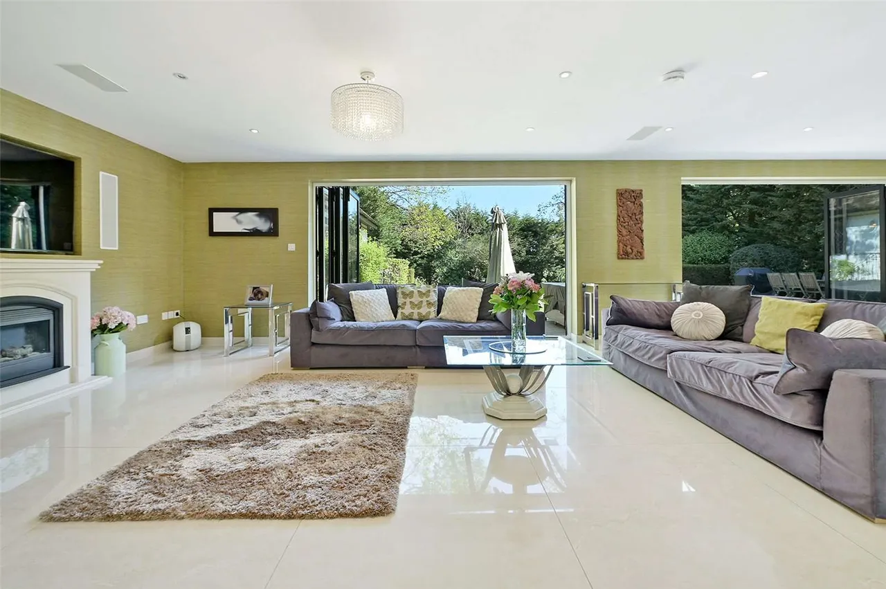 St. Leonards Hill, Windsor, SL4, photo 12
