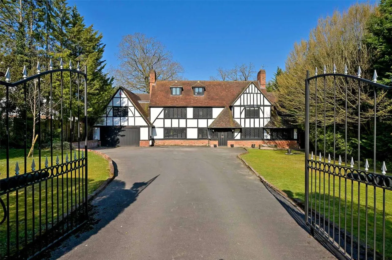 8 bed house for sale, St. Leonards Hill, Windsor, SL4