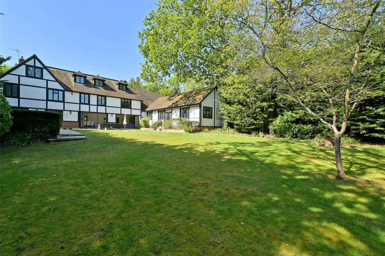 St. Leonards Hill, Windsor, SL4, photo 26