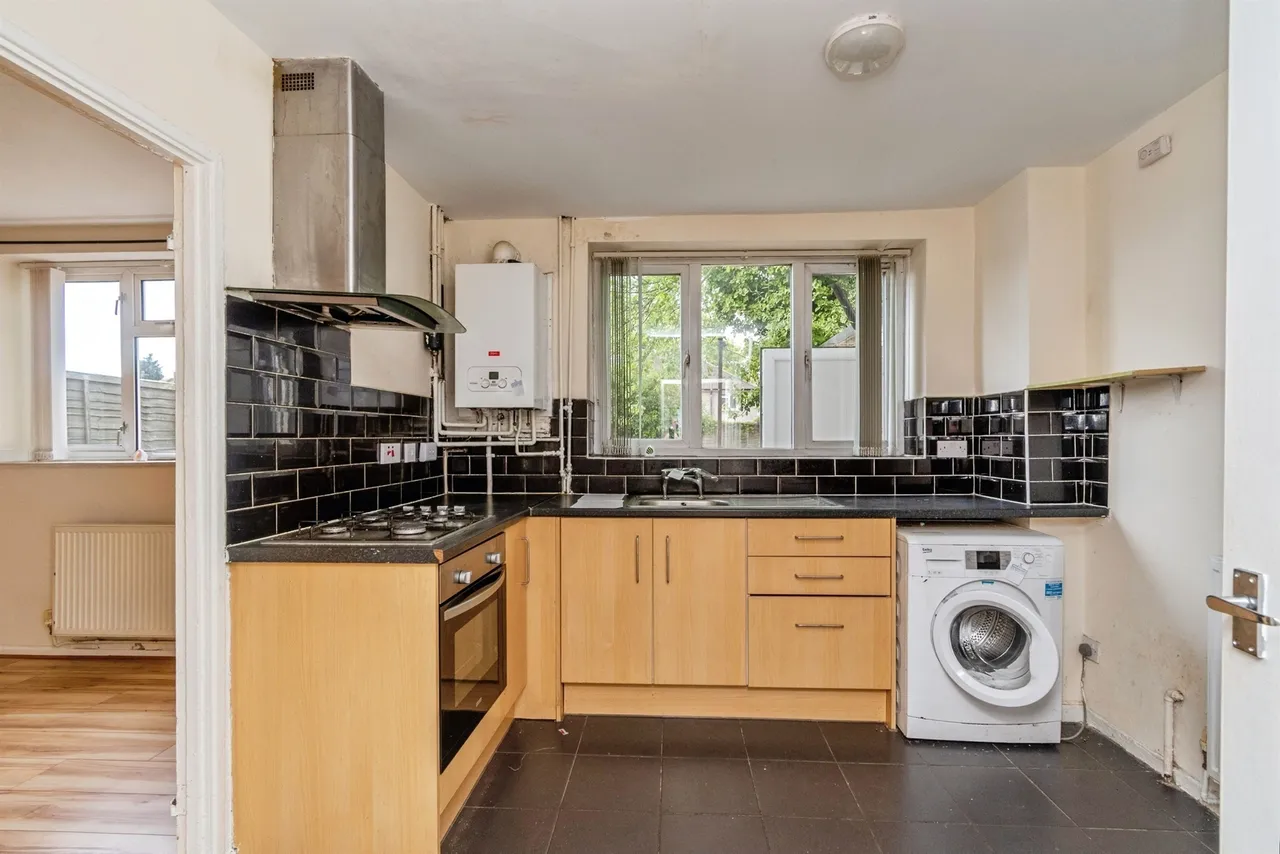 Bull Lane, Bilston, WV14, photo 7