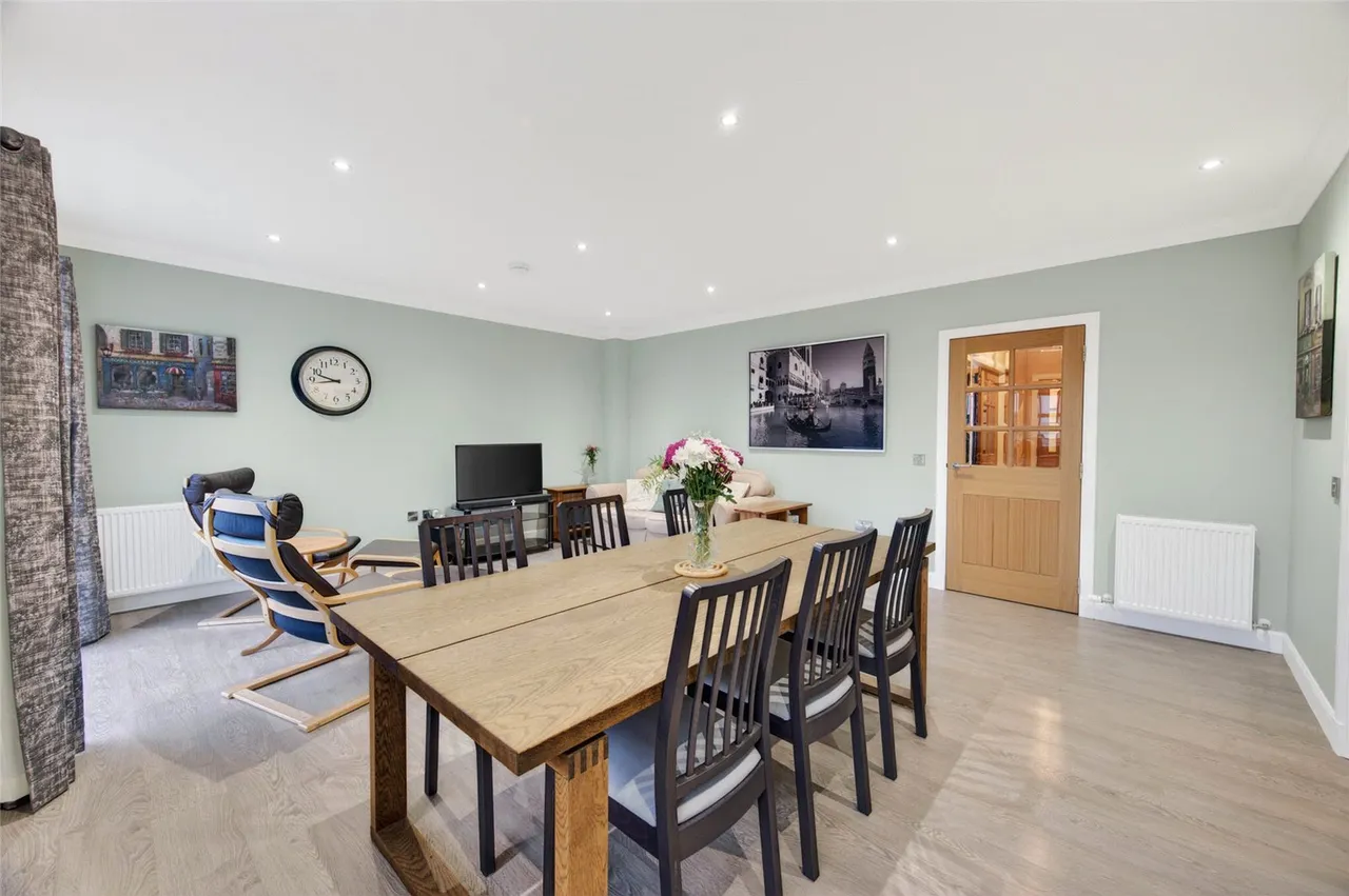 Court Drive, Aboyne, AB34, photo 12