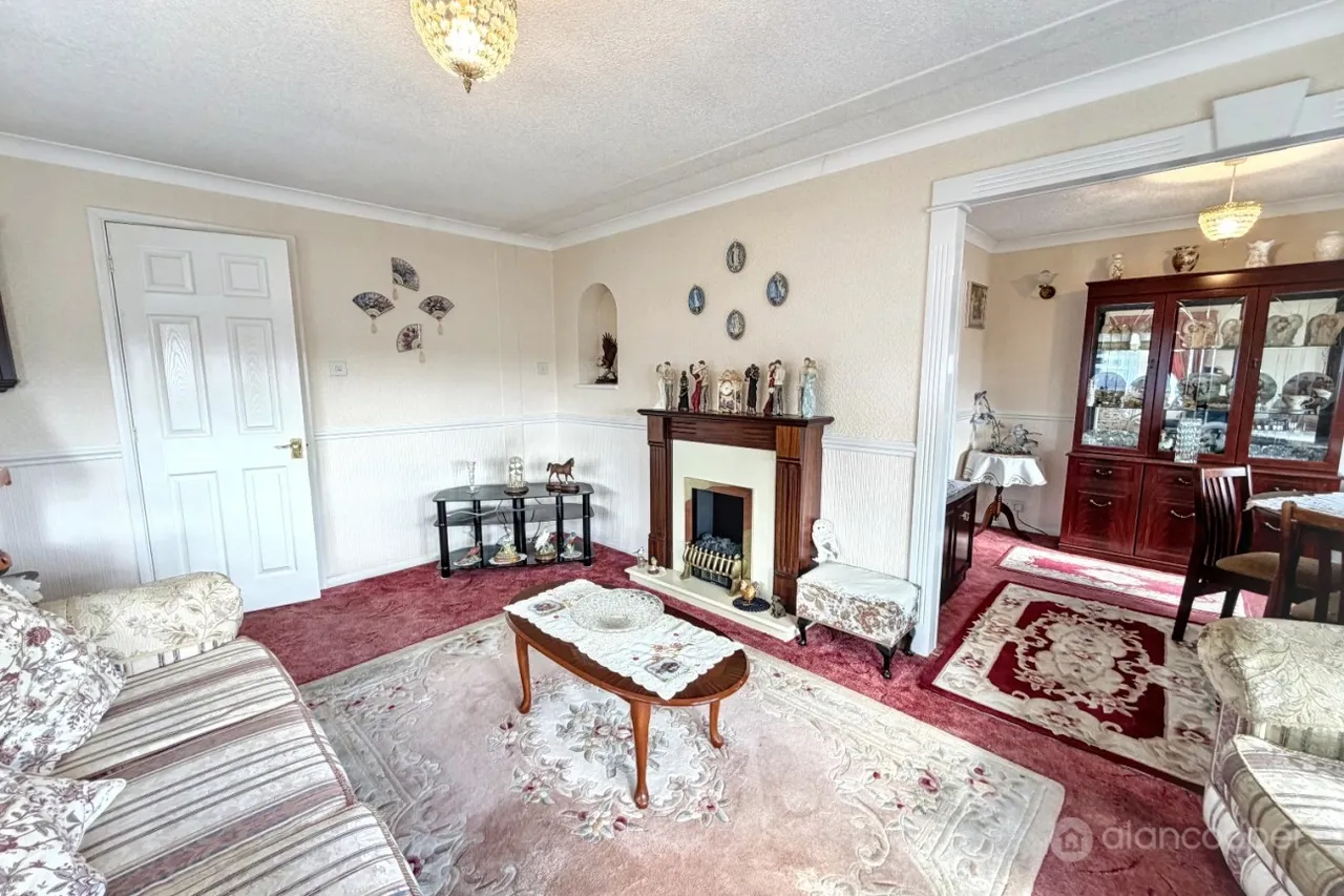 Mill Farm Park, Bulkington, CV12, photo 3