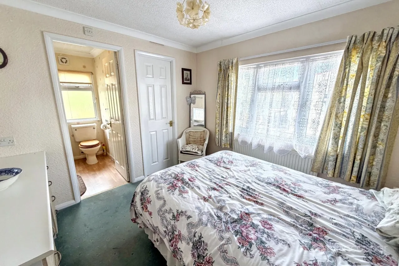Mill Farm Park, Bulkington, CV12, photo 9