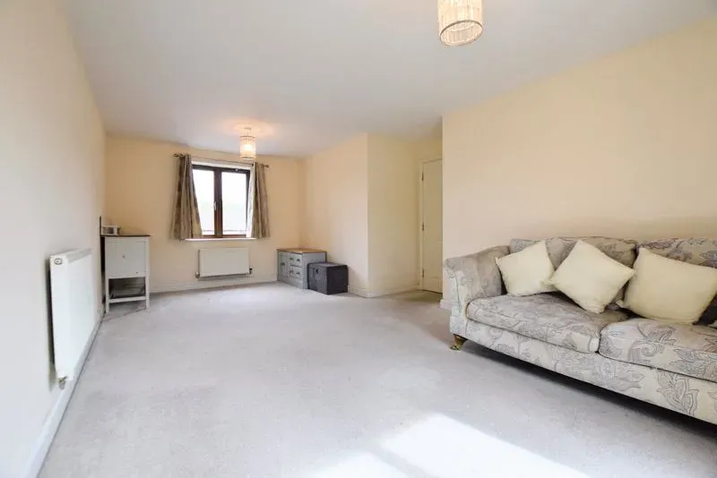 Laxfield Drive, Broughton, Milton Keynes, Buckinghamshire, MK10 9NQ, photo 4