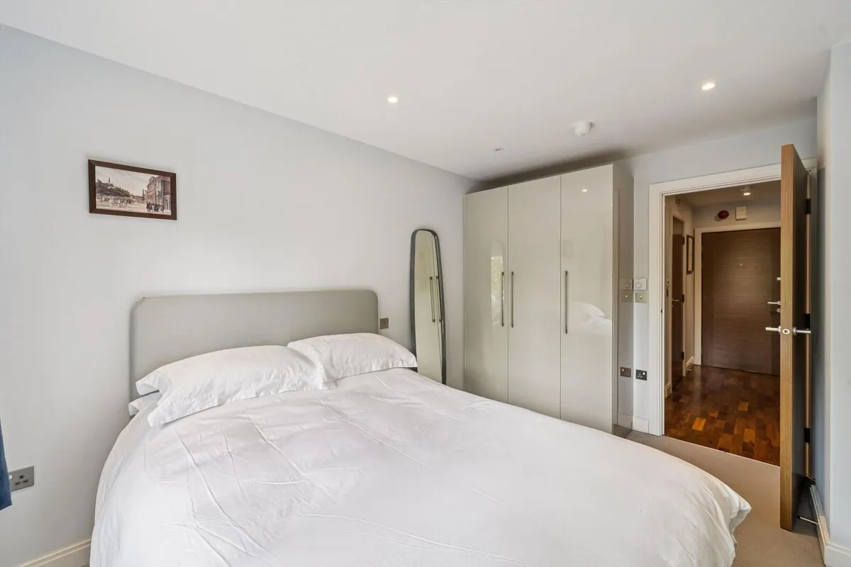 Holman Road, London, SW11, photo 8