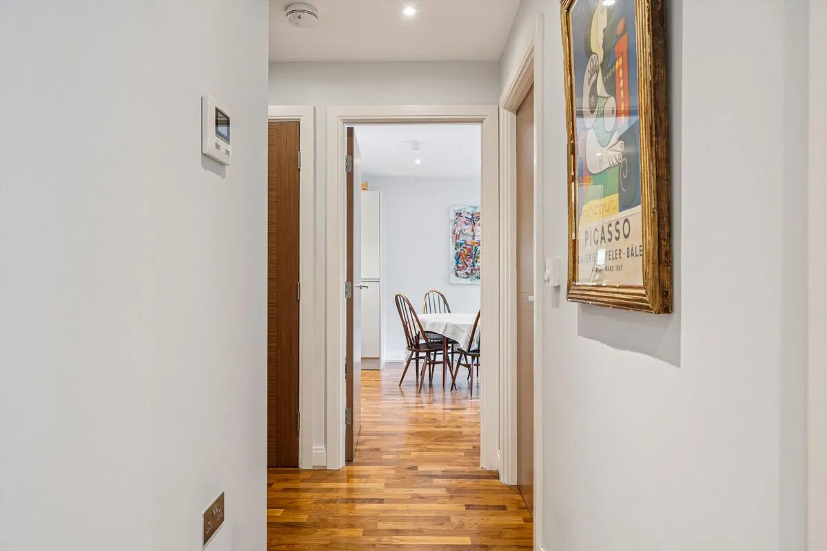 Holman Road, London, SW11, photo 12