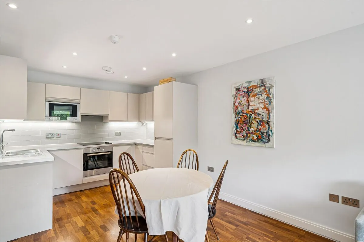 Holman Road, London, SW11, photo 3