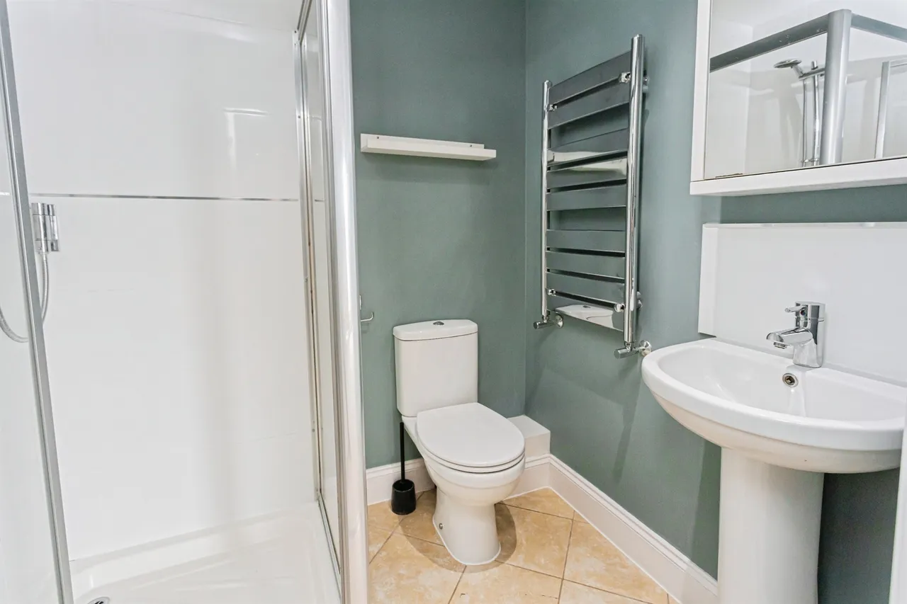 Priory Mews, Haywards Heath, RH16, photo 9