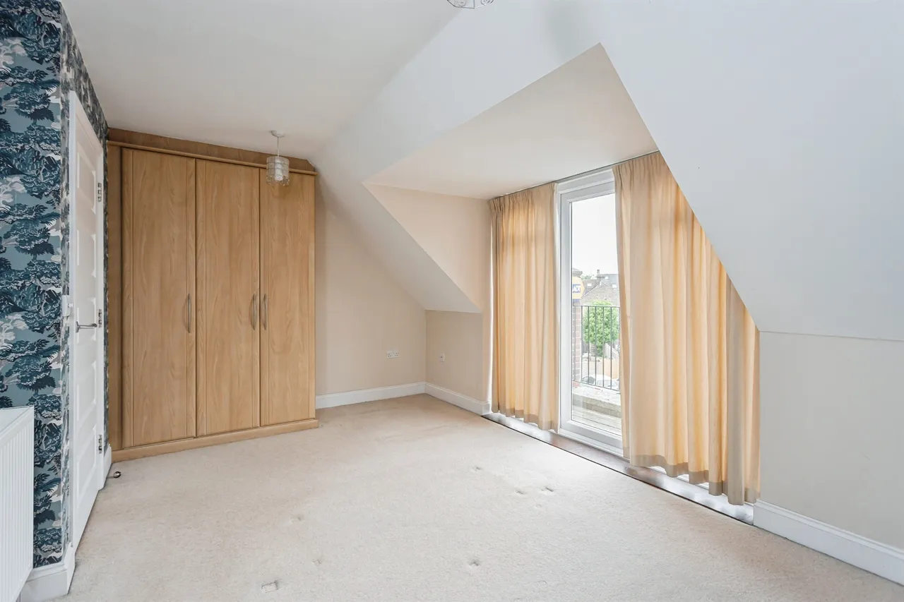 Priory Mews, Haywards Heath, RH16, photo 6