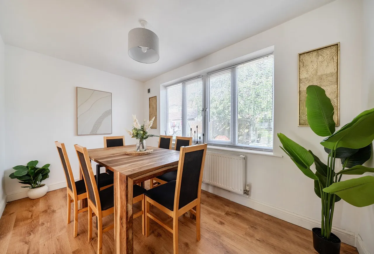 Parkway, Horley, RH6 7HY, photo 13