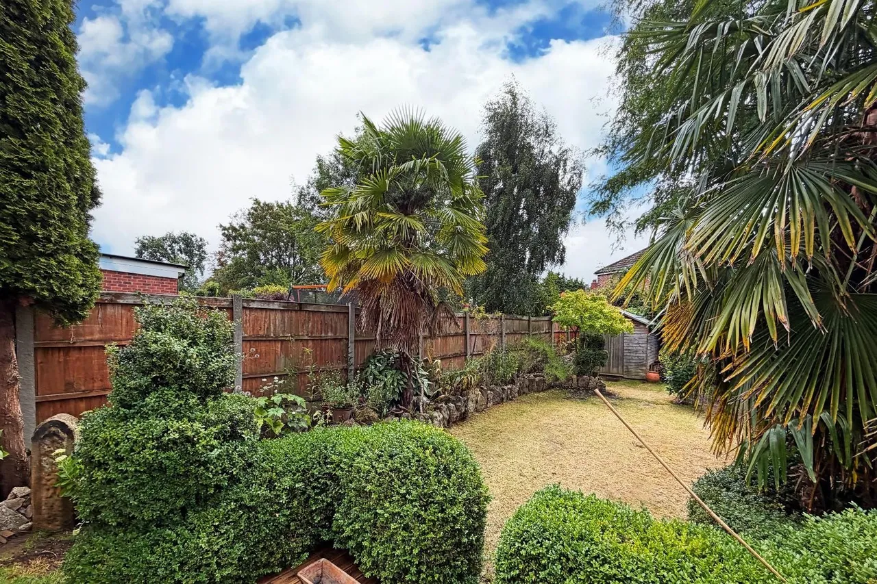 Clover Road, Timperley, Cheshire WA15 7NL, photo 23