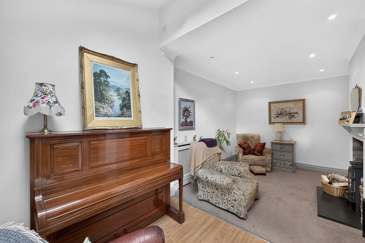 Clover Road, Timperley, Cheshire WA15 7NL, photo 10