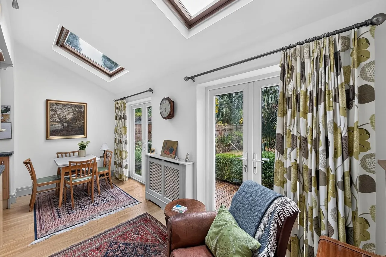 Clover Road, Timperley, Cheshire WA15 7NL, photo 8
