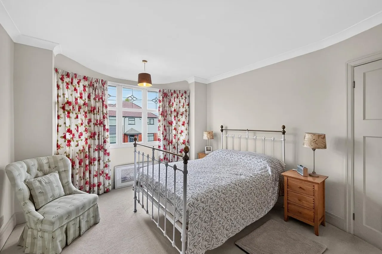 Clover Road, Timperley, Cheshire WA15 7NL, photo 16