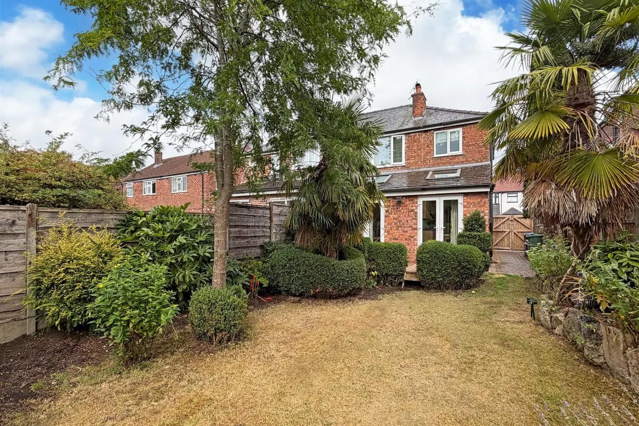 Clover Road, Timperley, Cheshire WA15 7NL, photo 6