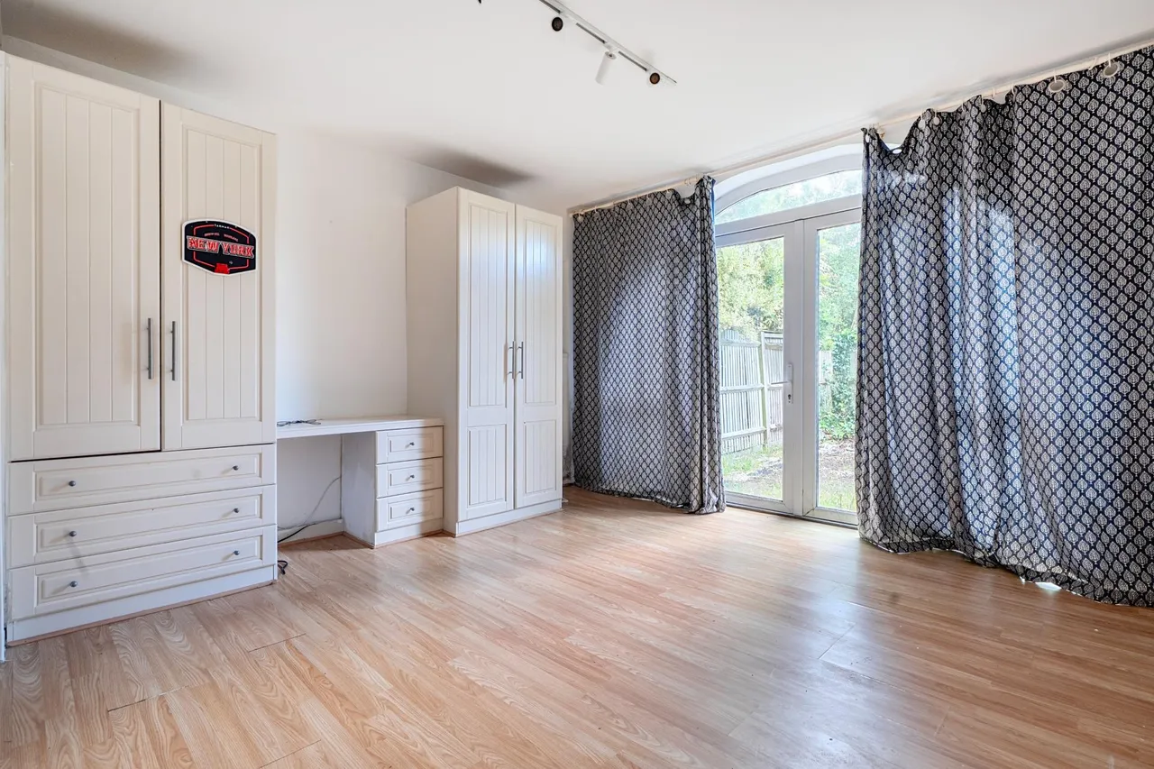 Raymill Rd East, Maidenhead, SL6, photo 7