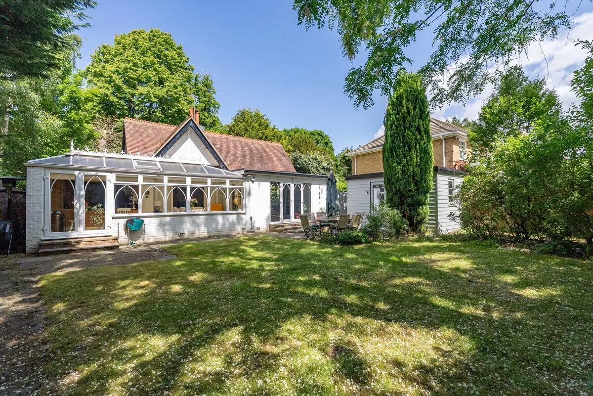 3 bed house for sale, Fairmile Lea, Cobham, KT11