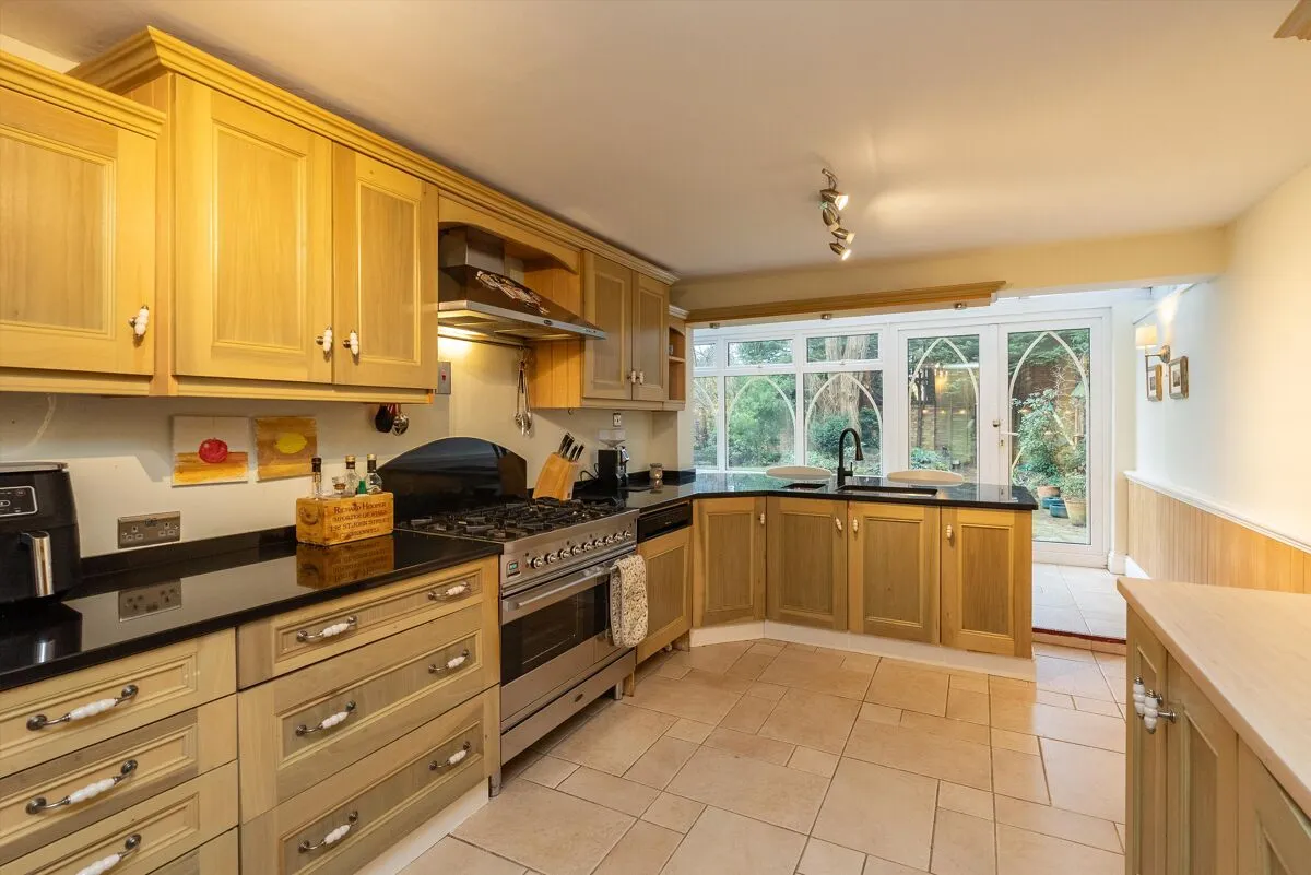 Fairmile Lea, Cobham, KT11, photo 11