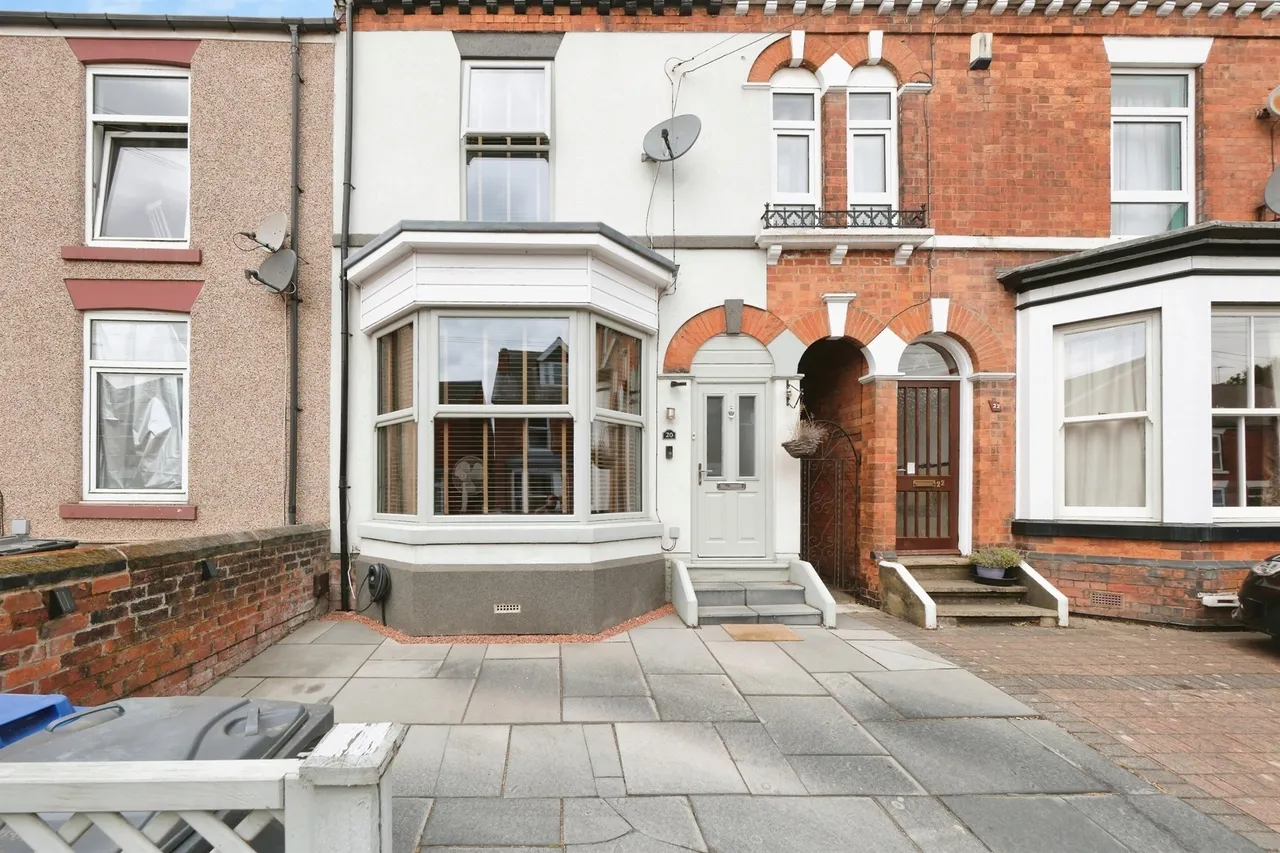 3 bed house for sale — Cobden Road, Chesterfield