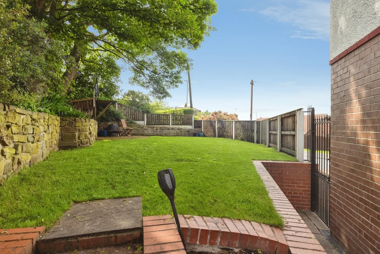 Durkar Lane, Crigglestone, Wakefield, West Yorkshire, WF4, photo 25