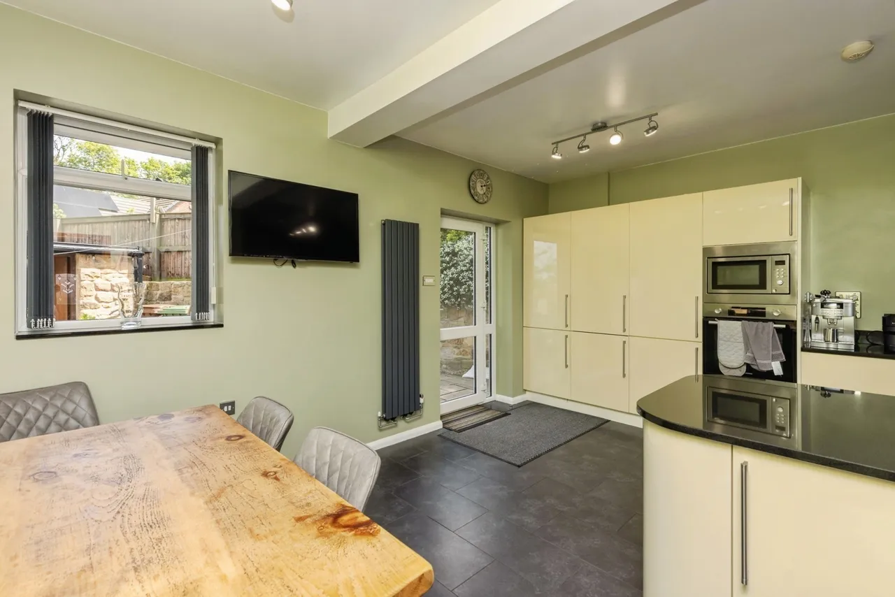 Durkar Lane, Crigglestone, Wakefield, West Yorkshire, WF4, photo 7